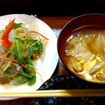 寿司鉄 - 寿司鉄 ＠平和台 ランチに付くサラダと味噌汁