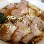 Terakafe Chuu Ka Soba Mizu Kami - スープを飲んで減らし、チャーシューを並べ直した麺相