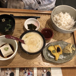 中央食堂・さんぼう - 麦とろご飯  