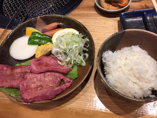 らっぱのやすべえ バイパス店 紀伊小倉 焼肉 食べログ らっぱのやすべえ バイパス店 紀伊小倉 焼肉 食べログ