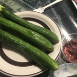 カフェアンドショップ ロータスランド - 2019/08/10
      キュウリ４本 100円