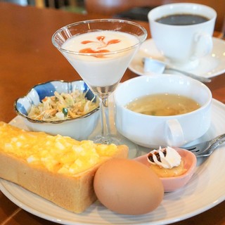 喫茶ラヴァーレ_0