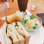 カフェ珈琲館 内神田店