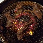 ホルモン・焼肉 輪 - 