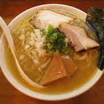 いつ樹 - 鯛塩らーめん 大盛