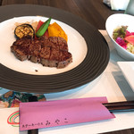 ステーキハウスみやこ - フィレ肉〜シェフお任せの焼き加減で