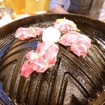 北海道生ラム焼肉 ひつじ屋 - 生ラム　特上肩ロース