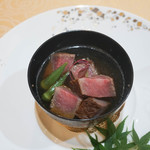 トゥ・ラ・ジョア - 赤茄子と赤牛の小鍋仕立て