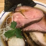 手打式超多加水麺 ののくら - 特製中華そば 醤油＊塩  ￥1,030  醤油をチョイス
                                
                                
                                あしらいUP