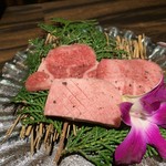 梅田 お初天神 大人の神戸牛焼肉 - 