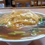 山水飯店 - 天津飯を横から観察…