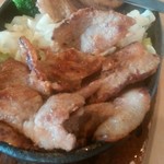 にぐるまやダイニング - 豚味噌鉄板（マズイ）