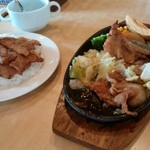 にぐるまやダイニング - 豚味噌鉄板（マズイ）