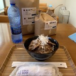 Omusubi No Mise Hasegawa - いきいき豚丼