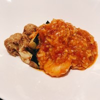 スーツァン・レストラン陳 渋谷店 - エビ・イカ・ホタテのチリソース～食感も賑やかな揚げ野菜を添えて