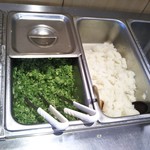 釜揚げうどん岡じま - セルフサービスのトッピング(2019年8月9日撮影)