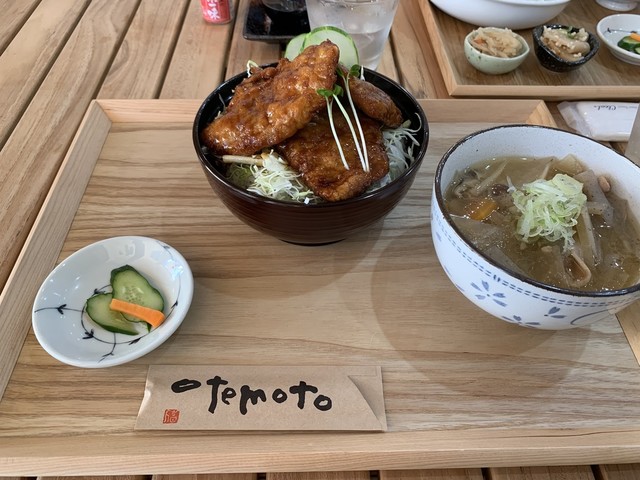 やすまるごはんカフェ 美川 カフェ 食べログ