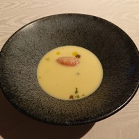 ヒカリヤ ニシ - 