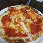 ぴそりーの - 辛口サラミのピザ