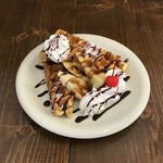 日暮館 - チョコバナナワッフル ¥550