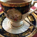 ヴィネット - 紅茶のカップ。あんまり感じたことない香りのアールグレイだった。