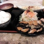 やくも - ローストンカツ（130g）定食￥820