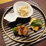 味心 すず木 - 干し柿の胡麻酢和え・慈姑の天ぷら・生たこのやわらか煮。