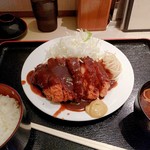 とんかつ荘 フジマル - チキンカツ定食800円