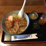 Okinawa Soba - ソーキそば 860円