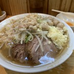 らーめん つの旨 - 大ラーメン、うずら、生卵、野菜少な目ニンニクアブラ