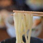 かめや - 麺は細麺