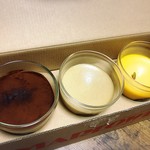 マーロウ - 左から、ティラミスプリン、黒みつプリン、雪化粧かぼちゃのプリン