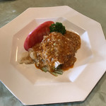 中国・四川料理 龍宮城 - 三重県産若蒸鶏のゴマソースかけ(棒棒鶏)