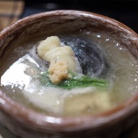 津の守坂 小柴 - 煮物　すっぽんの小鍋　みぞれ仕立て