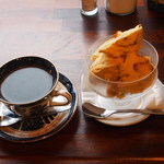 珈琲ボタン - チーズケーキアイス大