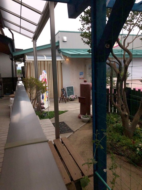 タヨリカフェ アルファ（大泉）- 落ち着く雰囲気と手作りスイーツが楽しめるカフェ