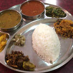 プルジャ ダイニング - 