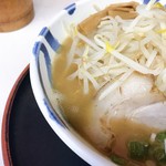 Ramen Hausu Raion - 濃い目のスープ