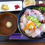 Osakana No Nakada - 上海鮮丼