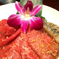 叙々苑 燦々亭 池袋南口ビックリガード店 - 