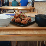 ほっこりごはん屋 輔 - 油淋鶏定食