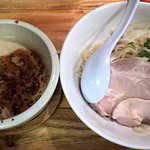 一帆 - THEORY・OF・鶏煮干のつけ麺