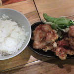 一帆 - 鶏から揚げ3個と小ごはん