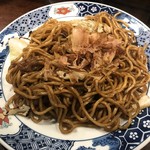 徳田酒店 御肉 - ヘルメスソース焼きそば 390円(税抜)