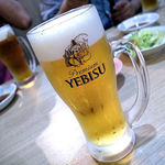 餃子は一龍 - 生ビール エビス（中） ６００円