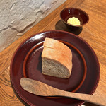 デュ バリー - 自家製パン