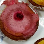宿カリチーズケーキ - 紅色の宝石　270円
