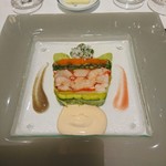 シェ・イノ - (2019年7月　訪問)オードブル・オマール海老のガトー仕立てコート・ドール風。シェ・イノさんに来たらコレが食べたくなるのです。