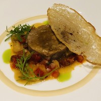フィリップ・ミル 東京 - フランスロゼール産仔羊の煮込み　白シンゲン豆のラグー　高農園産くろべえ茄子とパプリカ