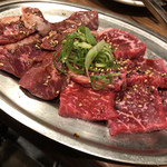 Yakiniku Dondon - 